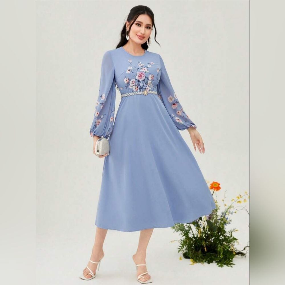 SHEIN Women's Light Blue Floral Long Bell Sleeve Midi Dress Size 6 (Small) EUC